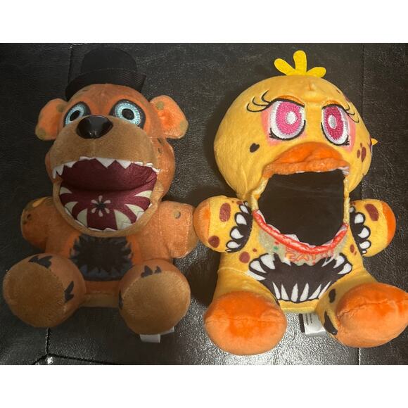 FNAF 2 Set Twisted Chica and Freddy Plush 8" - Picture 1 of 4